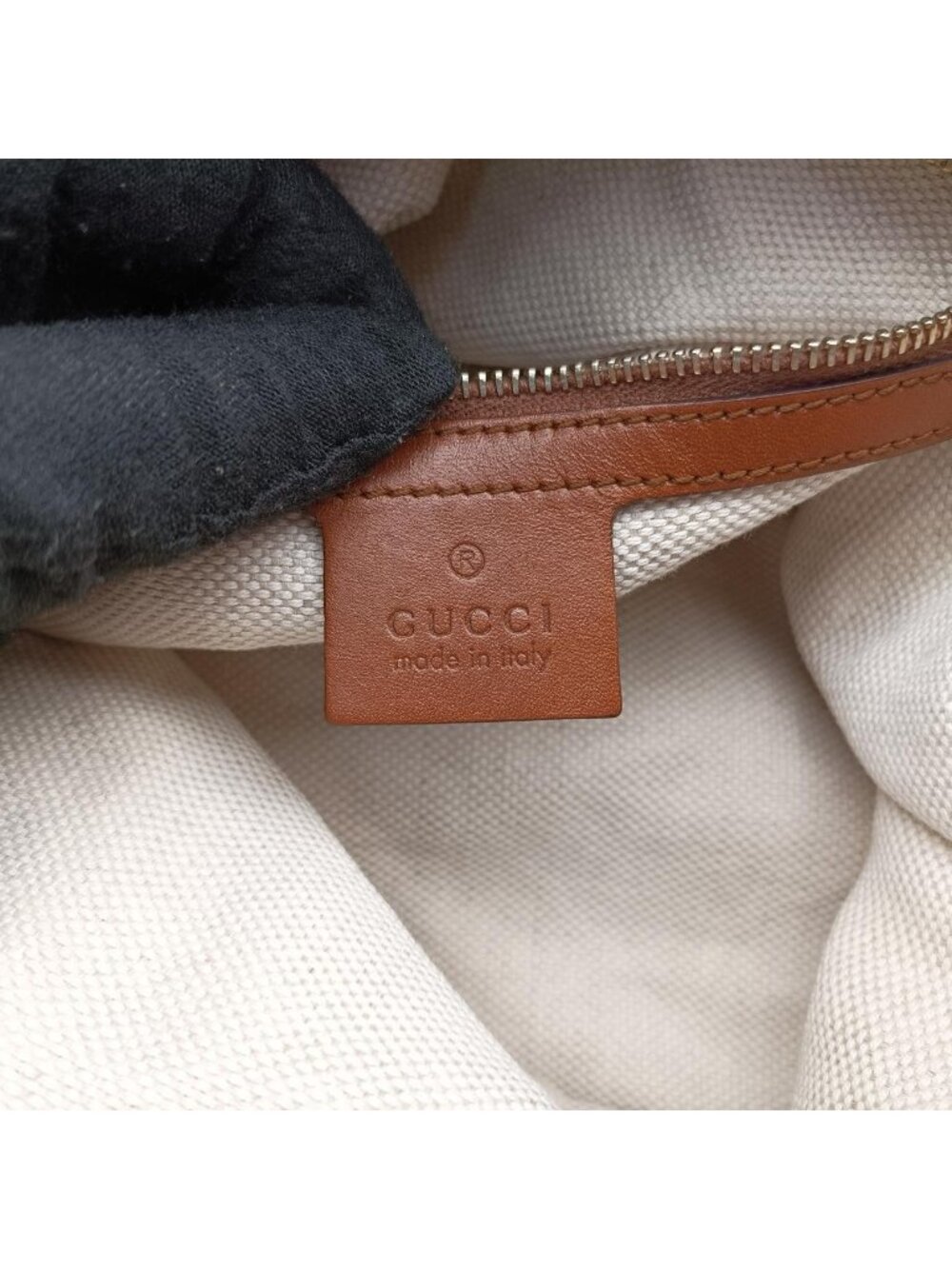 ★SOLD★ Gucci Interlocking GG Canvas Brown Handbag - Picture 10 of 15